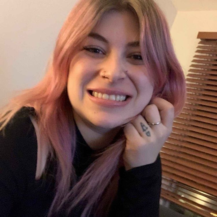 cover art for Christine nous pose des questions intenses...