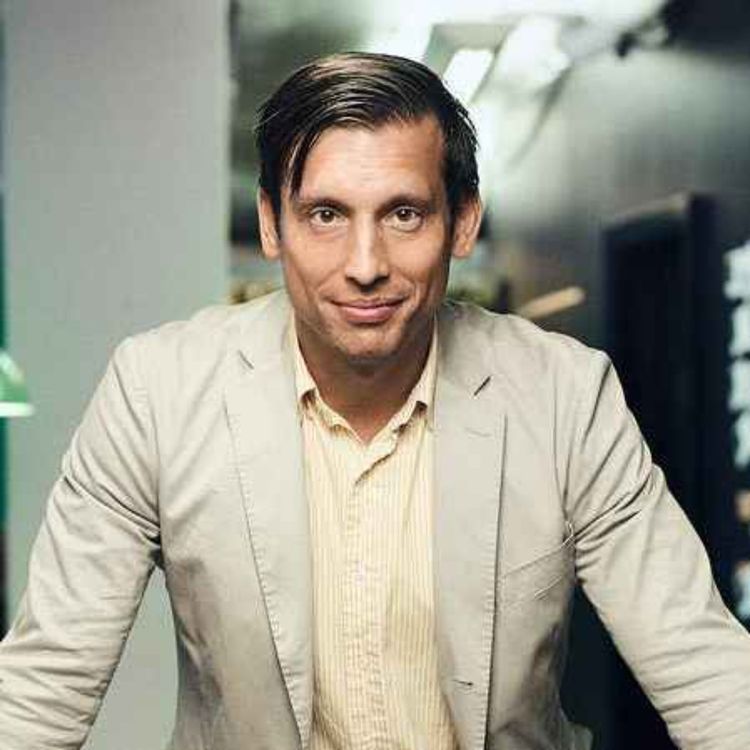 cover art for #10 - Daniel Sonesson, Entreprenördiktatorn