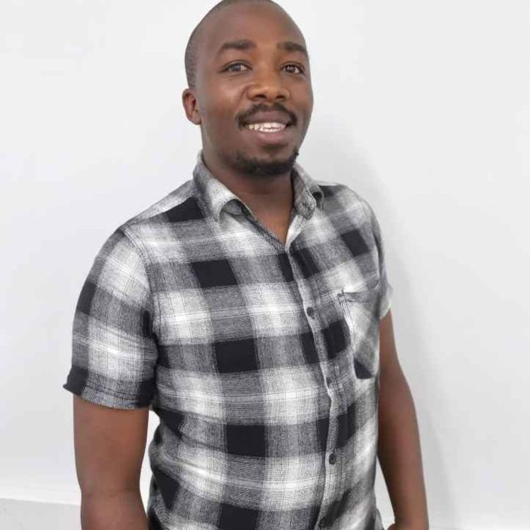 cover art for Sakha Isizwe noXolani ekhuluma noDr Themba Njilo engabe iyini iThemba Njilo Foundation