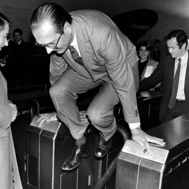 cover art for MITTERAND COLLABO OUUUUUUU RÉSISTANT ?