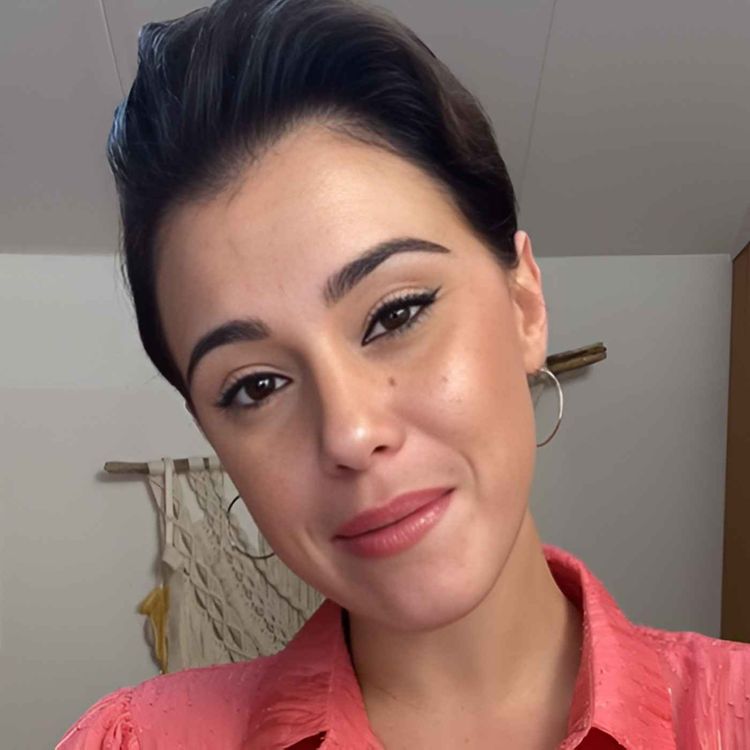 cover art for CETTE RENCONTRE DANS UN ORPHELINAT A BOULEVERSÉ SA VIE