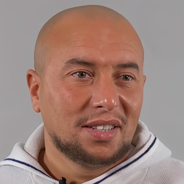 cover art for À 14 ANS IL A APPRIS QU'IL AVAIT ÉTÉ ADOPTÉ ET ÉCHANGÉ À LA NAISSANCE