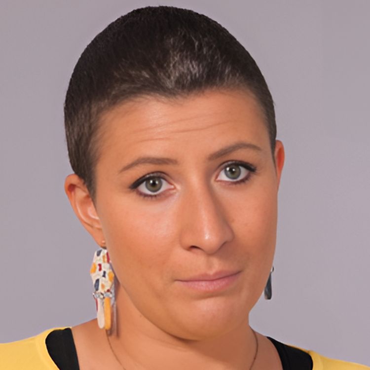 cover art for CANCER DU SEIN À 31 ANS : SON COMBAT INSPIRANT CONTRE LA MALADIE