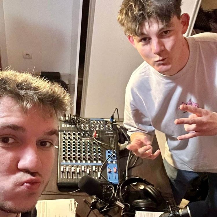 cover art for PAP S2/E0 - Ecoutés en Angola