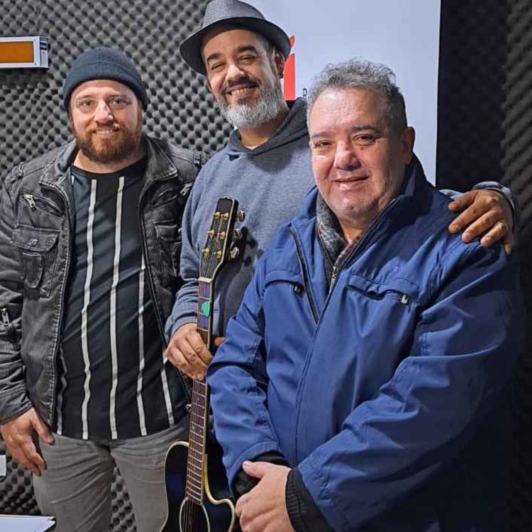 cover art for PAPO EM DIA - Músicas com Kako Louis