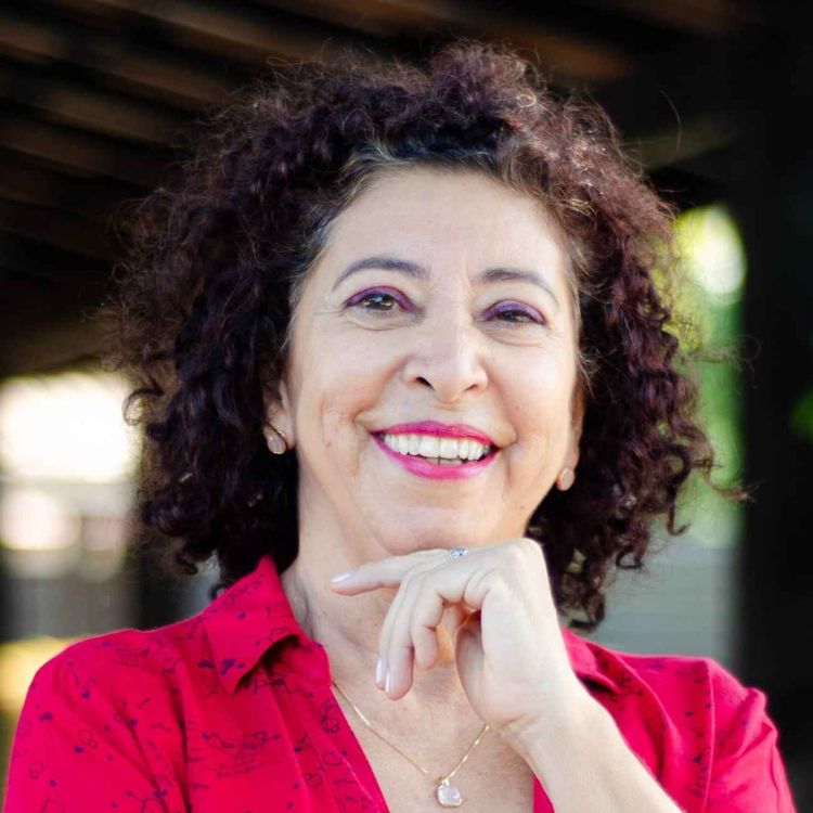 cover art for PAPO EM DIA - Dia Mundial do Rádio - Izani Mustafá, Jornalista, Doutora em Comunicação Social, Docente da Universidade Federal do Maranhão (Campus Imperatriz) e Diretora de Comunicação da Associação Brasileira de Pesquisadores de História da Mídia (ALCAR)