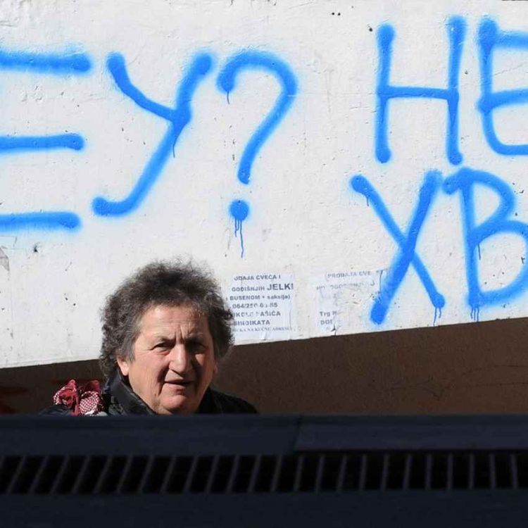 cover art for Vučić završava posao koji je započeo Koštunica