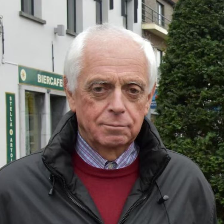 cover art for Aflevering 55: Heilig Bloed met Johan Ooms - kermisspecial