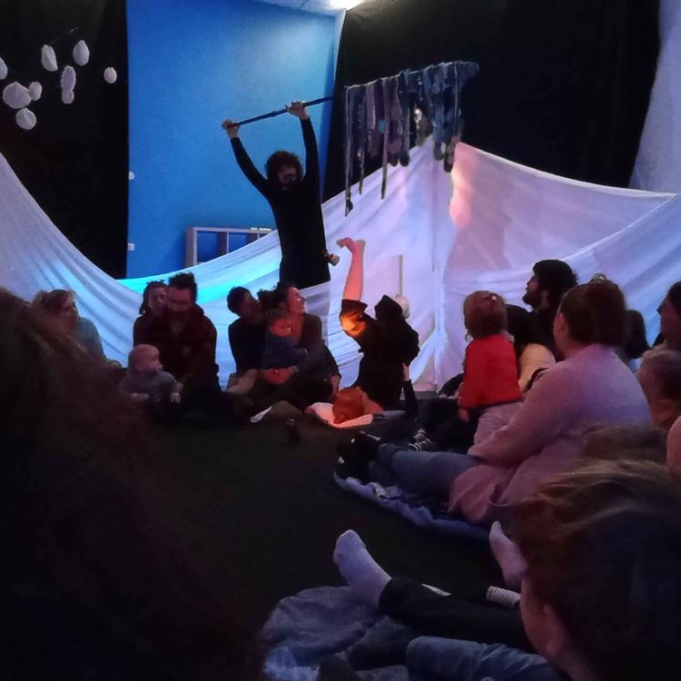 cover art for Un Mouton dans le Ciel 2023 - L'heure bleue par la Compagnie Prune