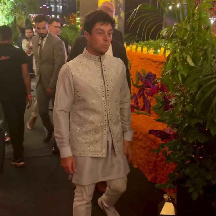 cover art for #122: Tuktuk-tur for Hovland: - At han tør?!