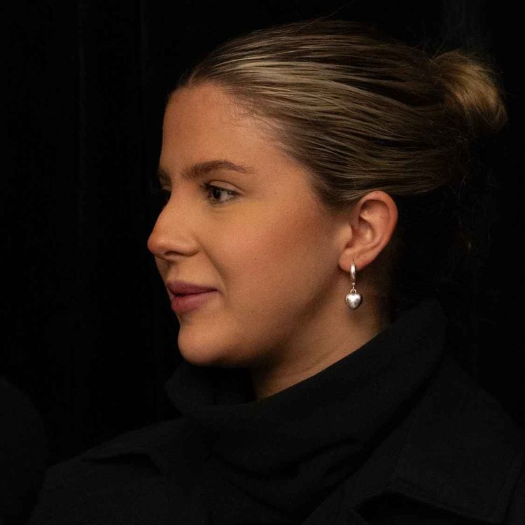 cover art for Lotte klar for «Paradise Hotel»: – Det blir gøy og ubehagelig å se på