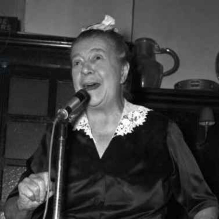 cover art for Les Bobines le Podcast : Pauline Carton : La comédienne qui déménage! avec Christine Murillo