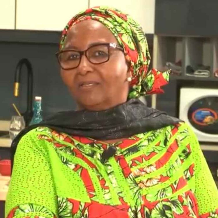 cover art for Hadja Mbalou FOFANA