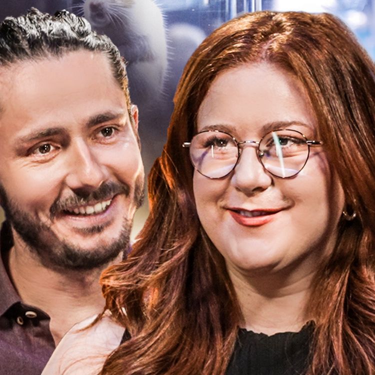 cover art for CLONAGE : CETTE EX SALARIÉE DE CORÉE DÉVOILE LES DESSOUS DES EXPÉRIENCES (humain, mammouth, test militaire)