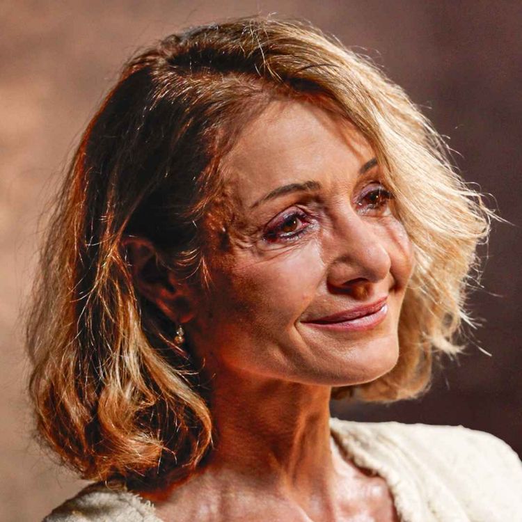 cover art for À L'ÂGE DE 16 ANS, ELLE EST LA SEULE SURVIVANTE D’UN CRASH D’AVION !