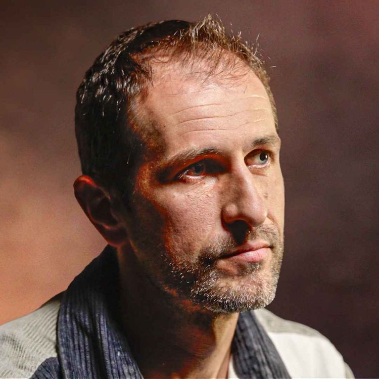 cover art for ACOUPHÈNES: IL VIT AVEC UN BRUIT ASSOURDISSANT DANS LA TÊTE ET PENSE AU SUIC*DE