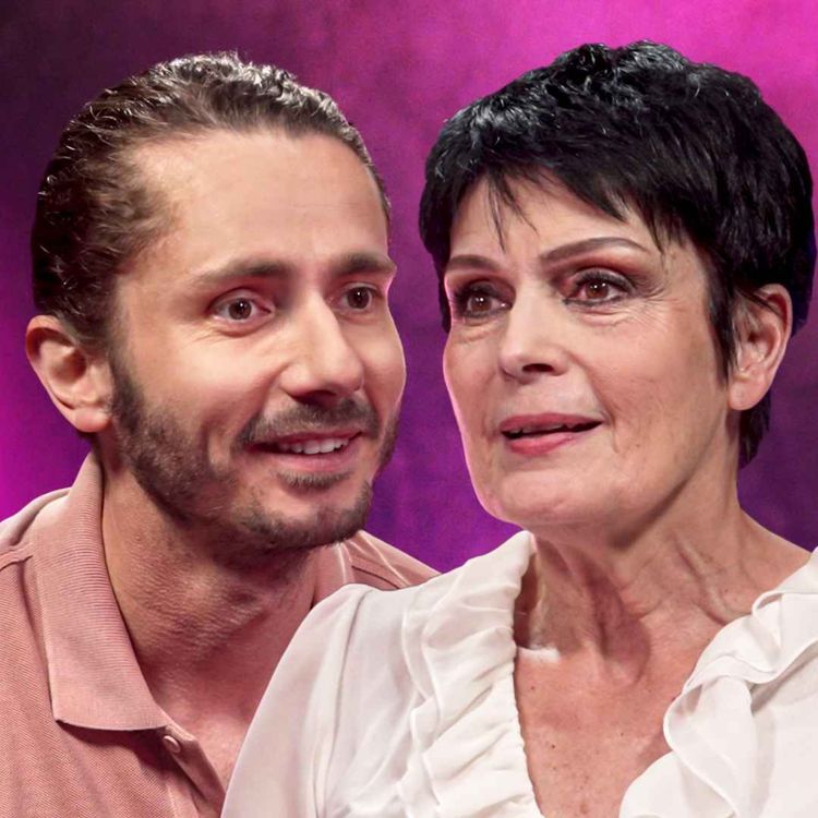 cover art for PATRICIA DARRÉ : MÉDIUM , ELLE PARLE AVEC LES MORTS (CÉLÉBRITÉS, NAPOLÉON, JEANNE D'ARC…)