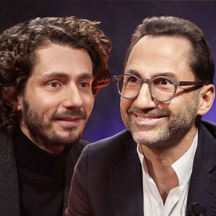 cover art for CHASSEUR D’HÉRITIERS : TRÉSORS, LINGOTS D’OR… IL ANNONCE AUX GENS QU’ILS HÉRITENT DE MILLIONS D’€ !