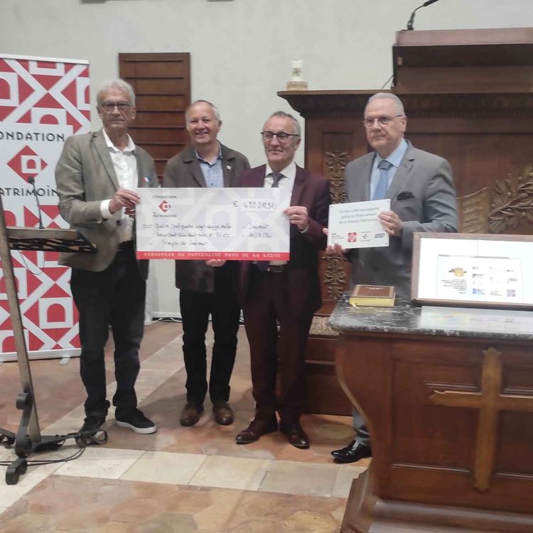 cover art for Saumur. Le temple protestant inauguré - Jackie Goulet - vendredi 13 septembre