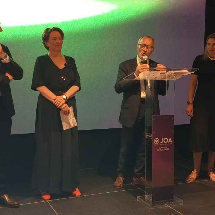 cover art for Saumur. La Casino officiellement inauguré - Jackie Goulet - lundi 15 juin 2026