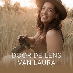 cover art for Door de lens van Laura