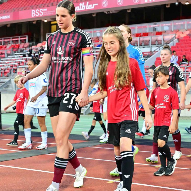 cover art for Folge 31 - Jessica May & Lara Schmidt: In der Bundesliga angekommen