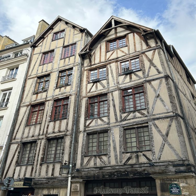 cover art for [1 min à Paris] La plus ancienne maison 