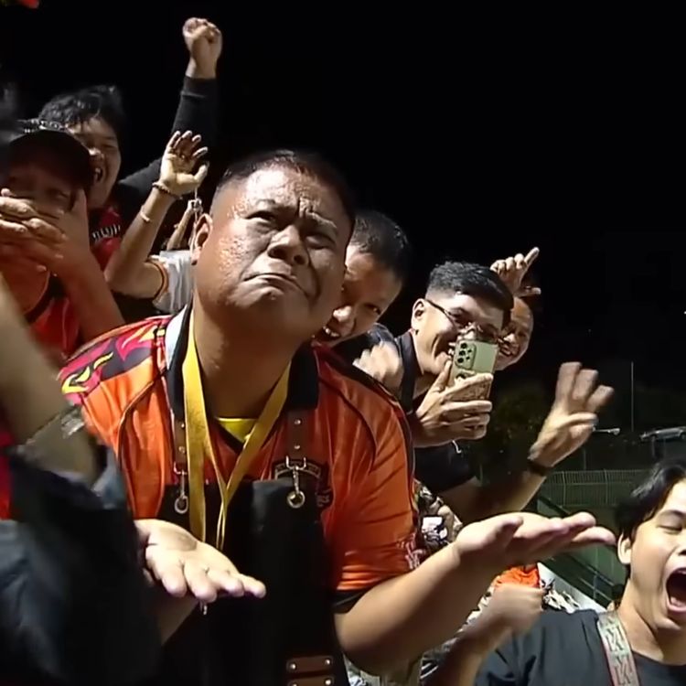 cover art for Half time in T2