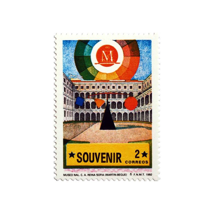 cover art for Empezar el museo por la escalera | Desmusea | Episodio 2