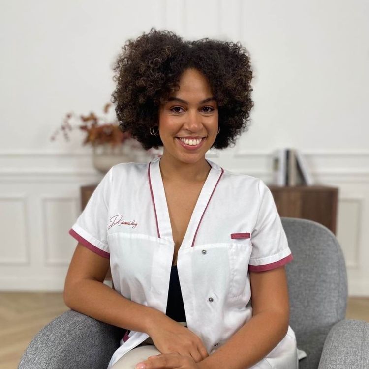 cover art for Conseils et astuces pour maquiller une peau noire et métissée ? 