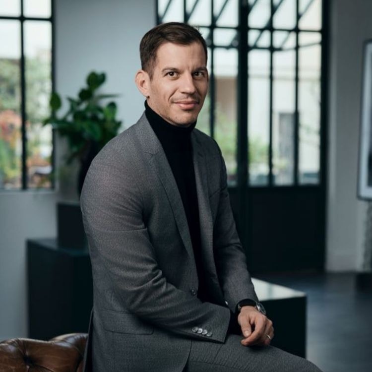 cover art for 214 - Le parcours d'un cadre supérieur devenu INVESTISSEUR récurrent