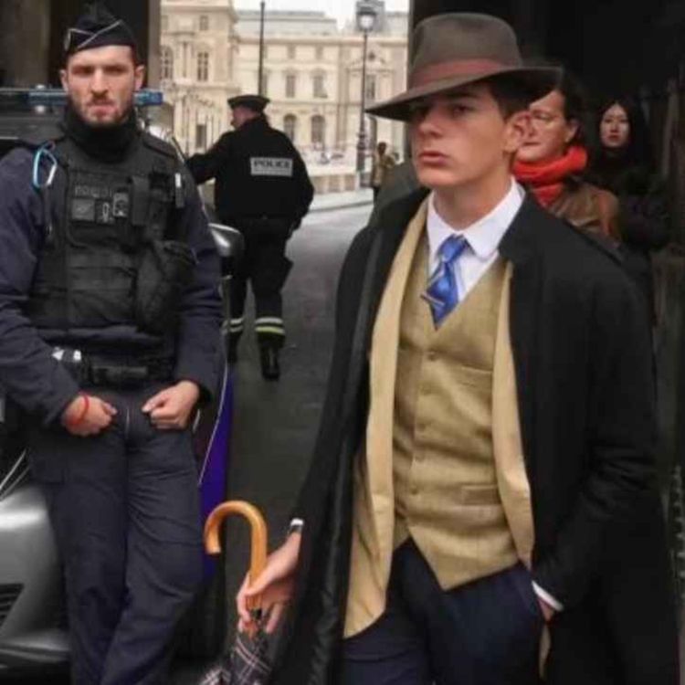 cover art for Louvre Heist!