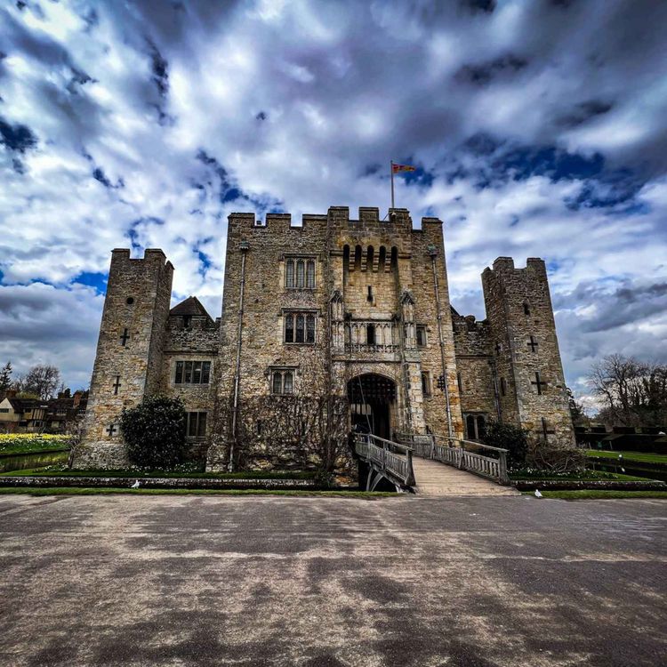 cover art for Visit Blighty: Hever Castle with Dr Owen Emmerson