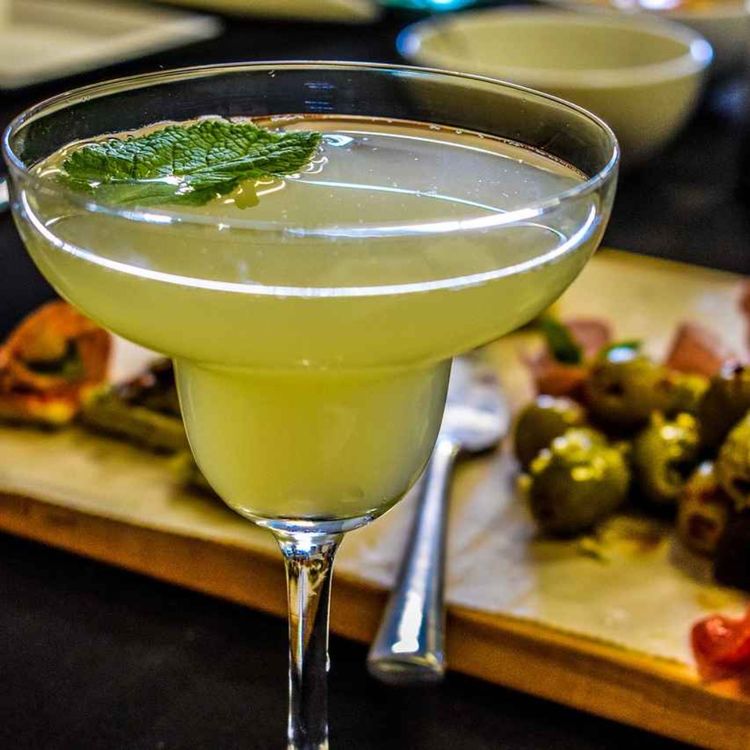 cover art for l'art de l'apéro B1 - B2 