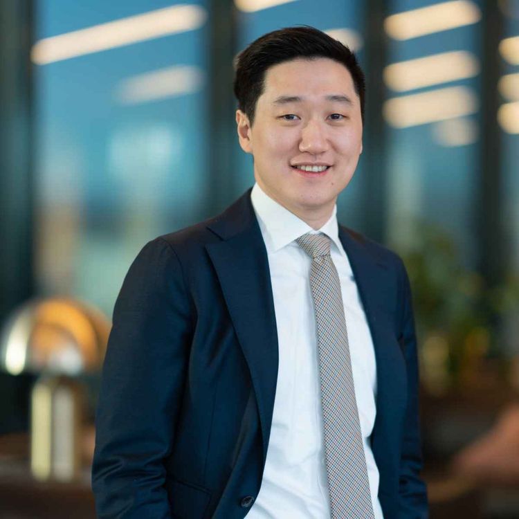 cover art for Vi må bruke kunstig intelligens med bevissthet: Wegard Kyoo Bergli - fast advokat i Wikborg Rein