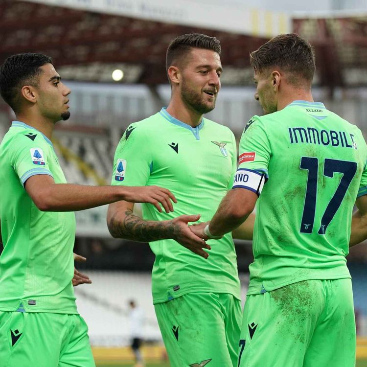 cover art for Les maillots verts sont interdits en Serie A 😱