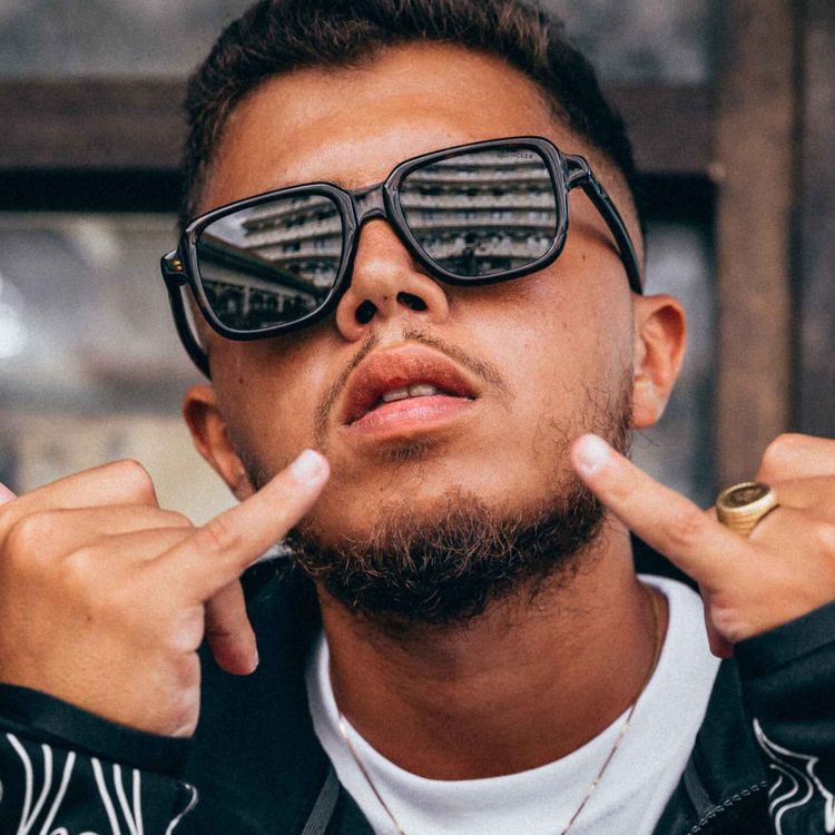 cover art for Les 4 maillots préférés du rappeur Hamza🎤