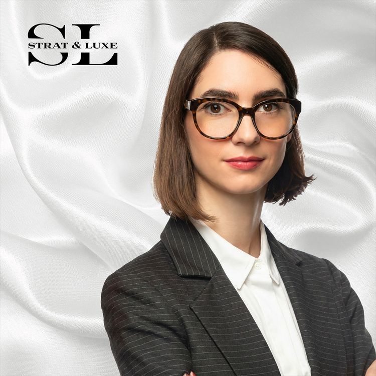 cover art for Communiquer dans le luxe en 2026 - La vision d'Alix d'Hautefeuille, Directrice de Communication Int.