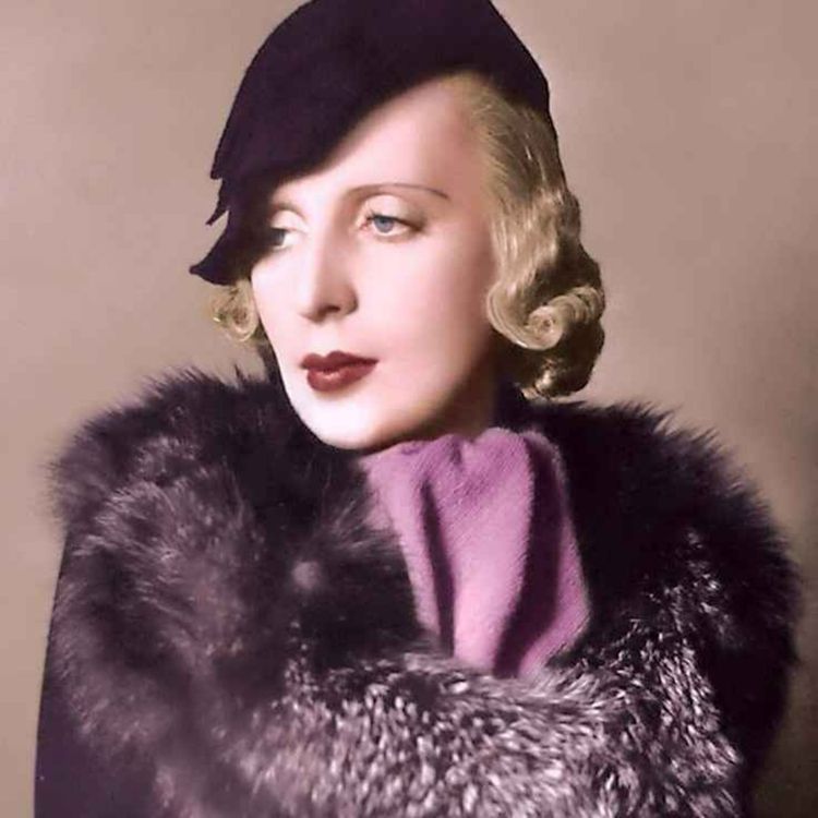 cover art for تامارا د لمپیکا، بارونس پابرهنه، الهه چشم فلزی عصر اتومبیل 