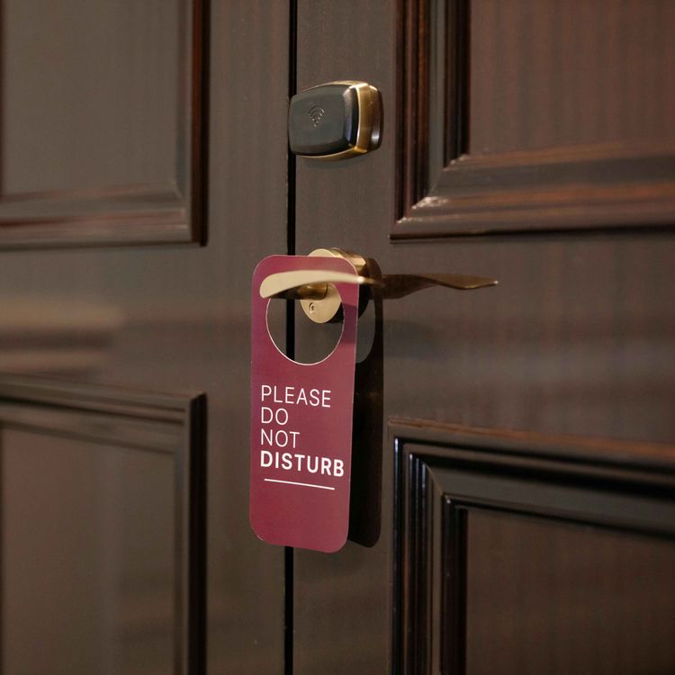 cover art for 104. Huone yhdelle