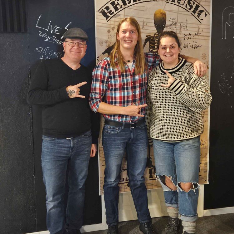 cover art for Vokalist og bassist Mads Sørlie fra Nådeløs