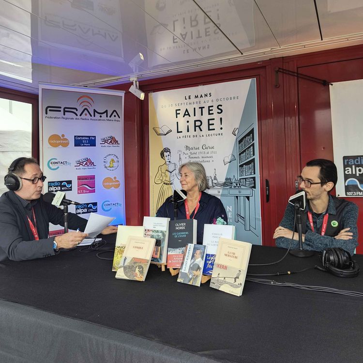 cover art for "Les Coups de Coeur des Libraires" - "Marie-Adelaïde Dumont - DOUCET et Anne-Sophie - THUARD"