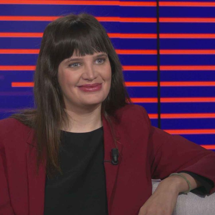 cover art for Alma Dufour, une activiste écolo chez LFI