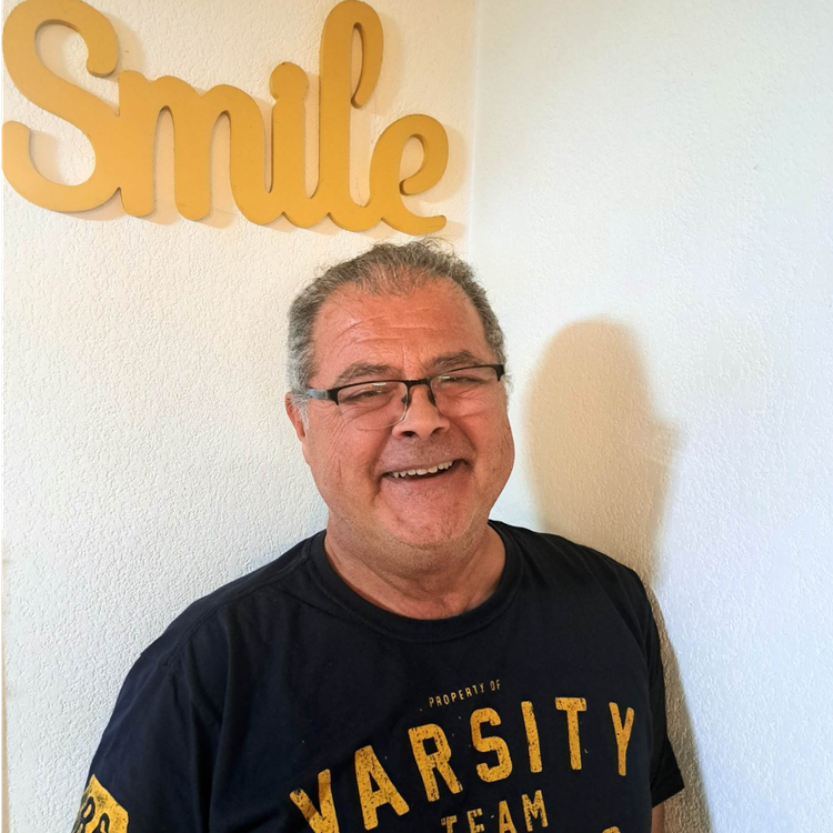 cover art for Gagnant du loto : le avant/après d'un "jeune" millionnaire