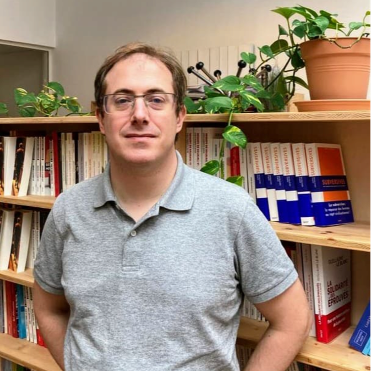 cover art for Sortir de la pauvreté : une question de volonté ? Entretien provoc' avec le sociologue Denis Colombi