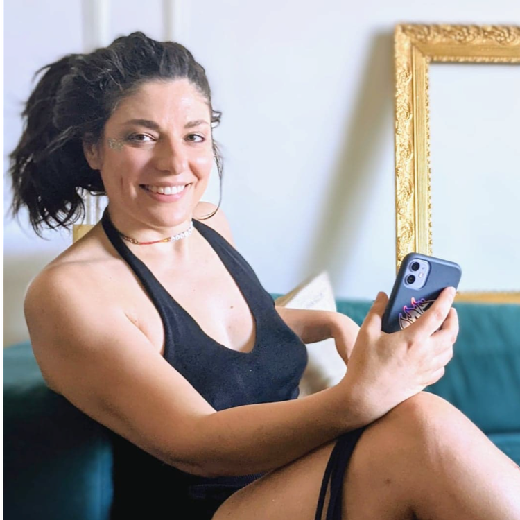 cover art for Sabrina ou les coûts bas du métier d'influenceuse (3/3)