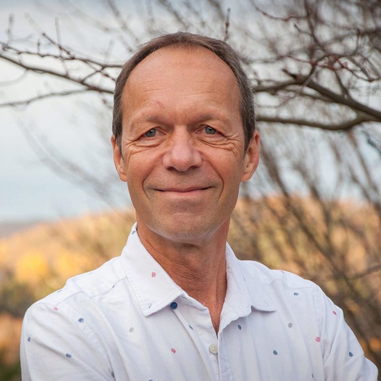 cover art for Christian Junod, coach : "la peur de manquer existe aussi chez les millionaires"