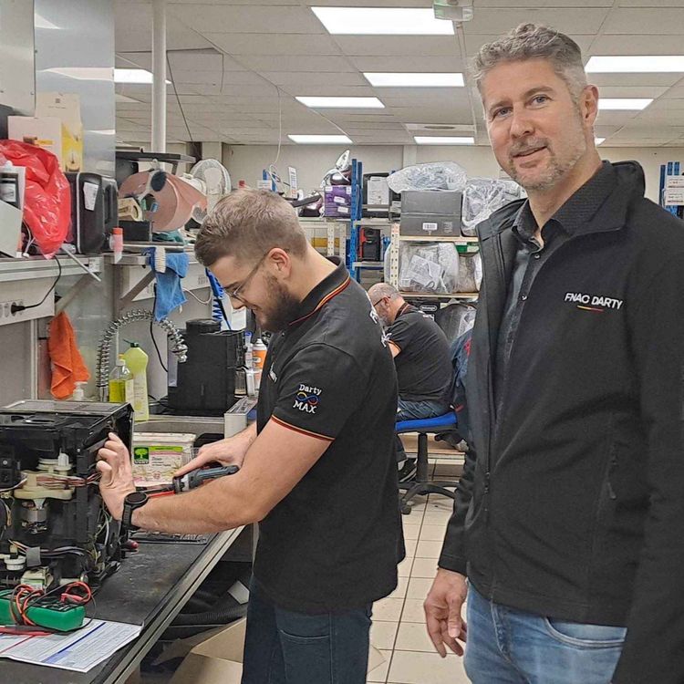 cover art for A Limonest, Darty ouvre les portes de son atelier