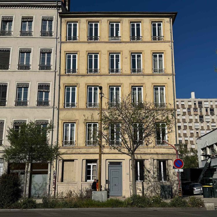 cover art for Résidence Garibaldi : un toit pour un avenir 