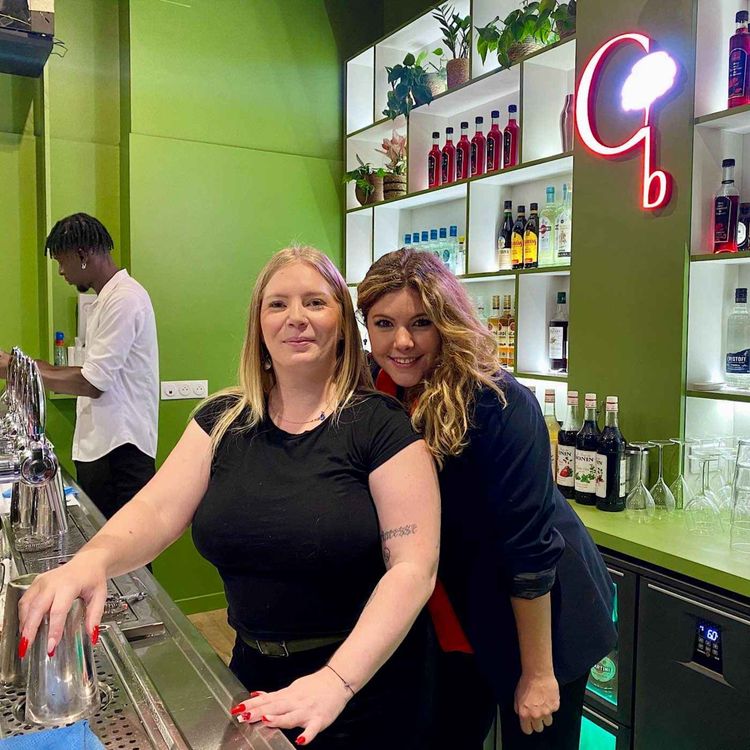 cover art for Coquelicot Bar : des cocktails aux plantes aromatiques...